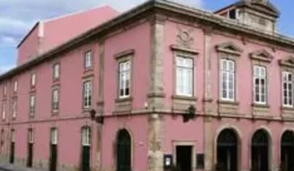 Teatro Municipal Sá de Miranda