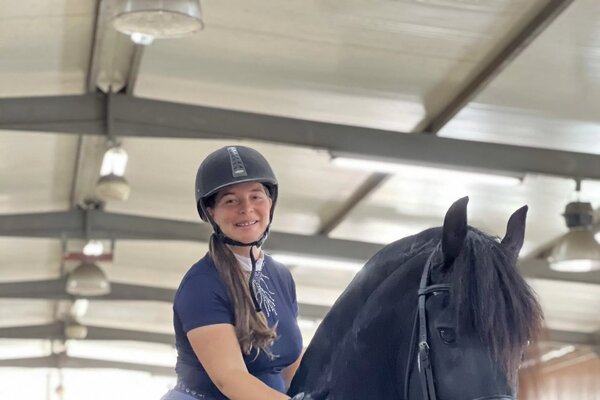 viana_equestre_3_aula_de_equitacao_scaled