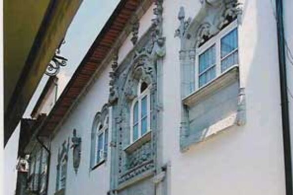 casa_dos_costa_barros