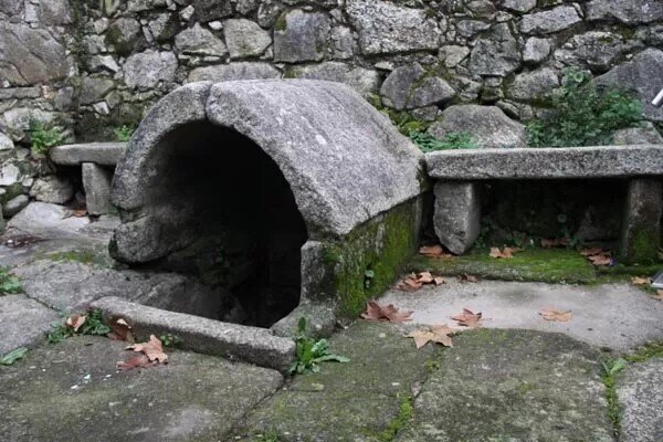 fonte_de_mergulho_da_abelheira_1