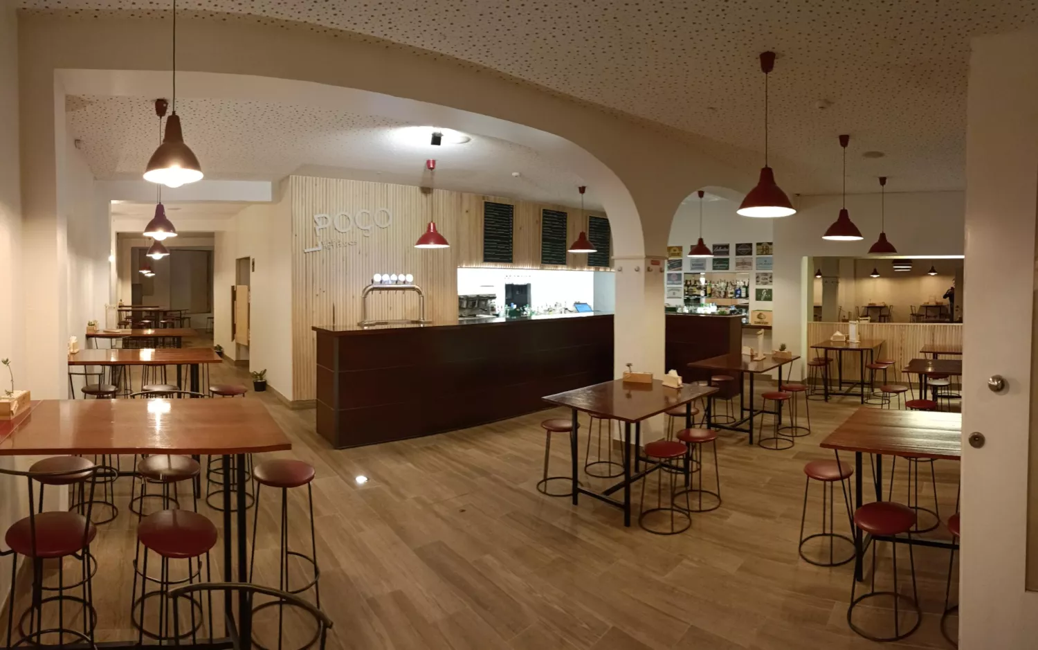 poco_bar4