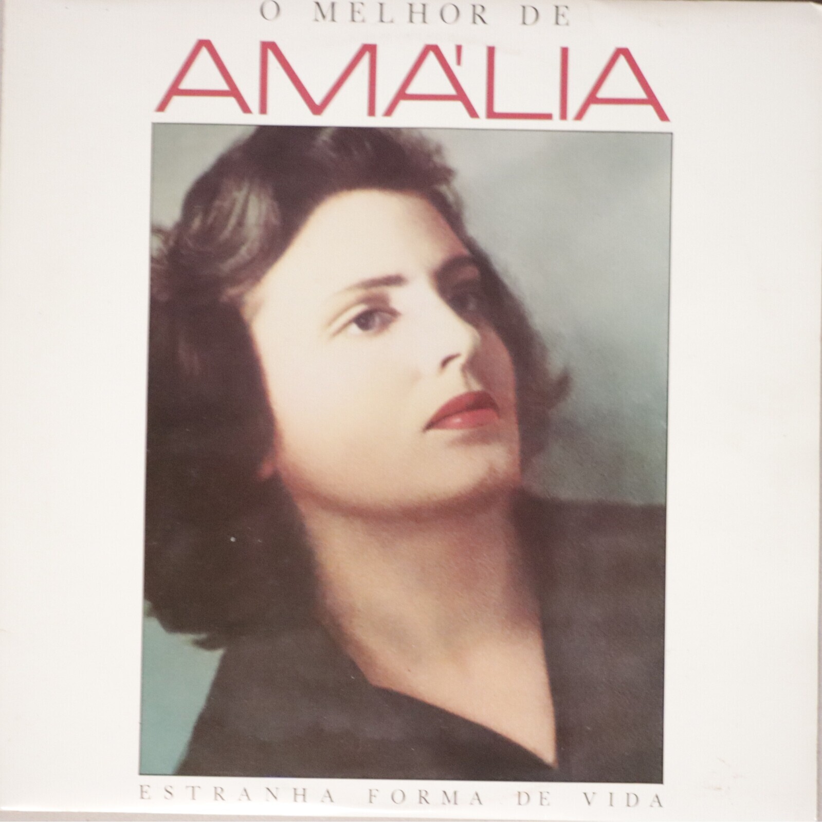 Exposição “Eternamente Amália”