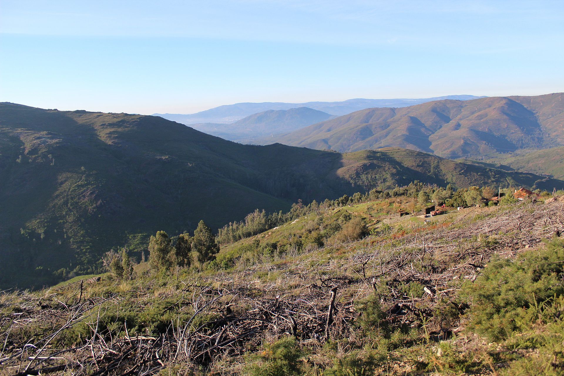 Montanha (Tour Privado 4×4)