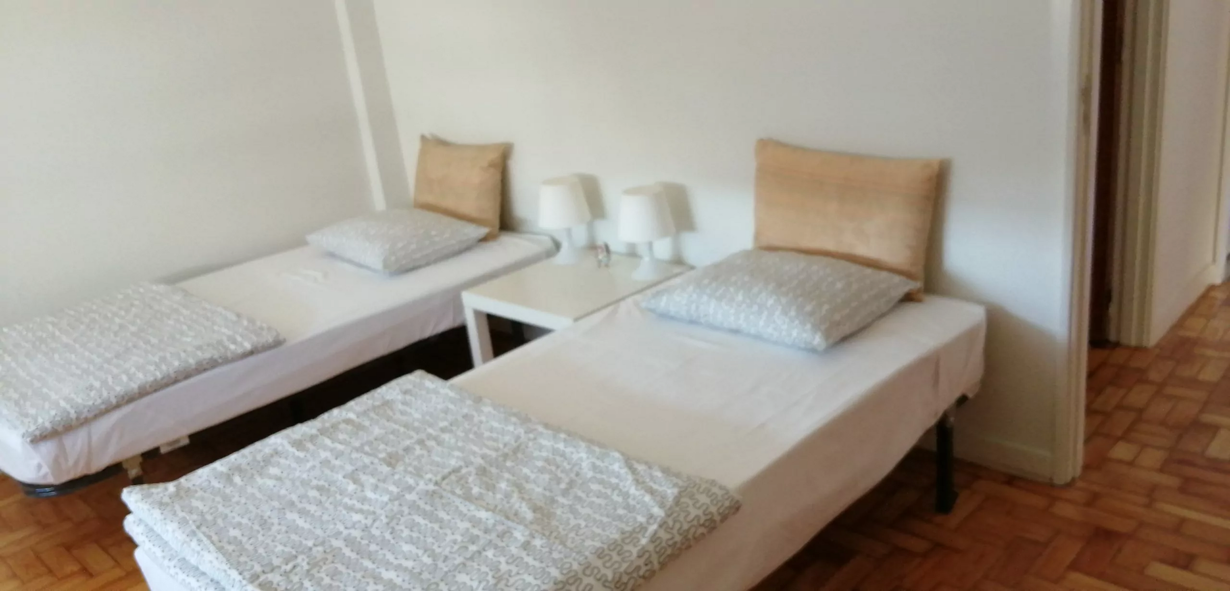 Alex Point Guest House – Quartos